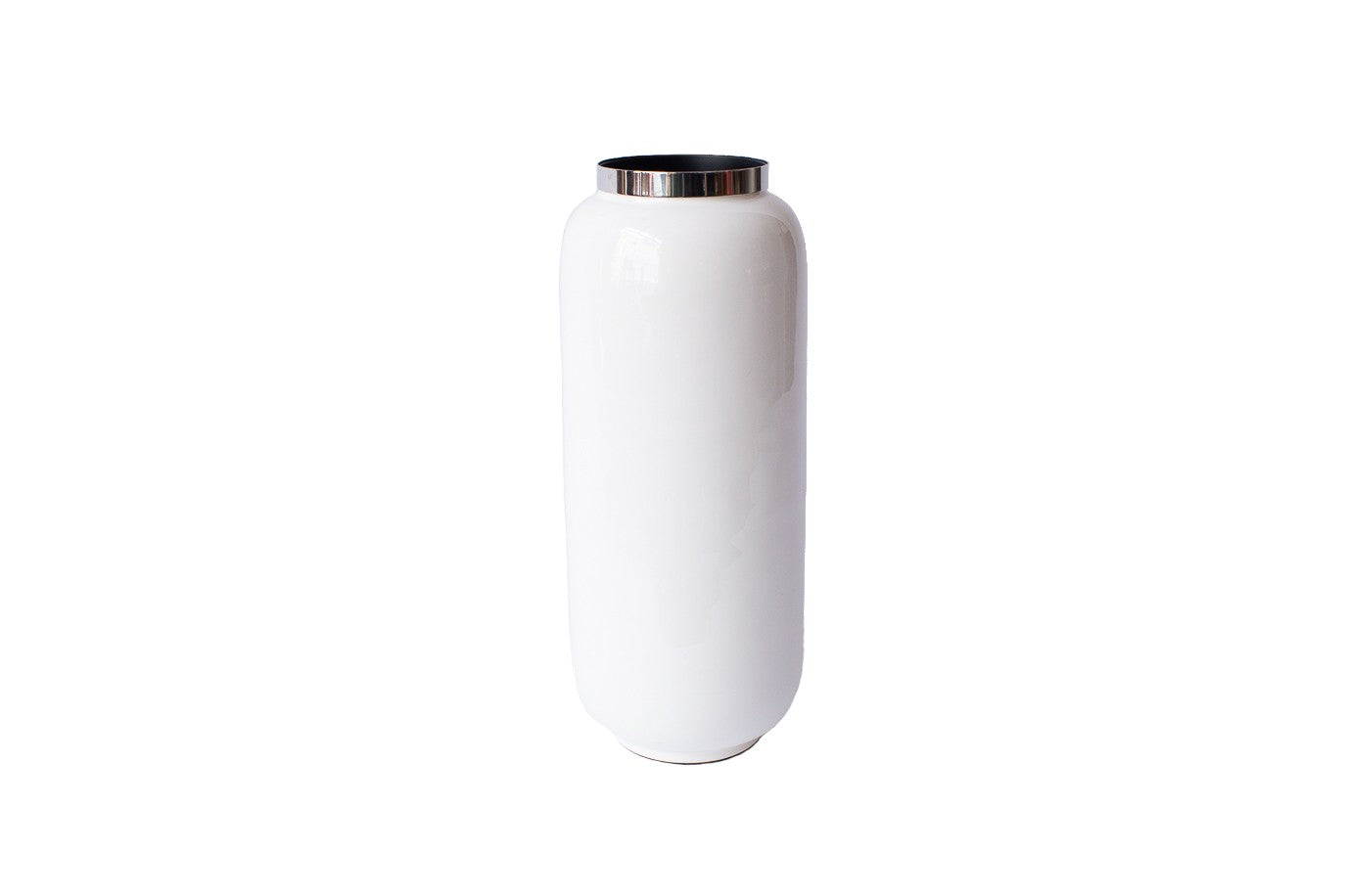 Akando Vase