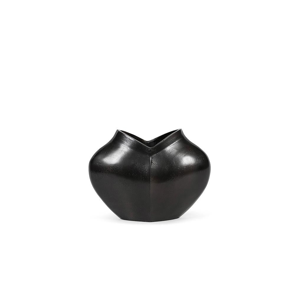 Saira Vase